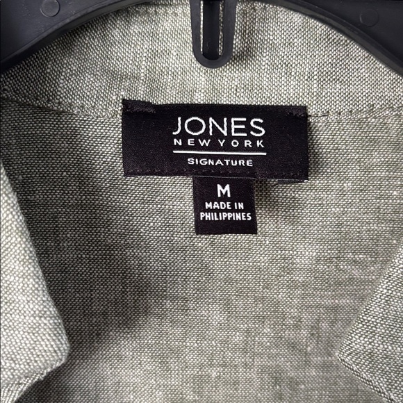 Jones New York Linen Blend Sage Green Tunic Top - Picture 2 of 10